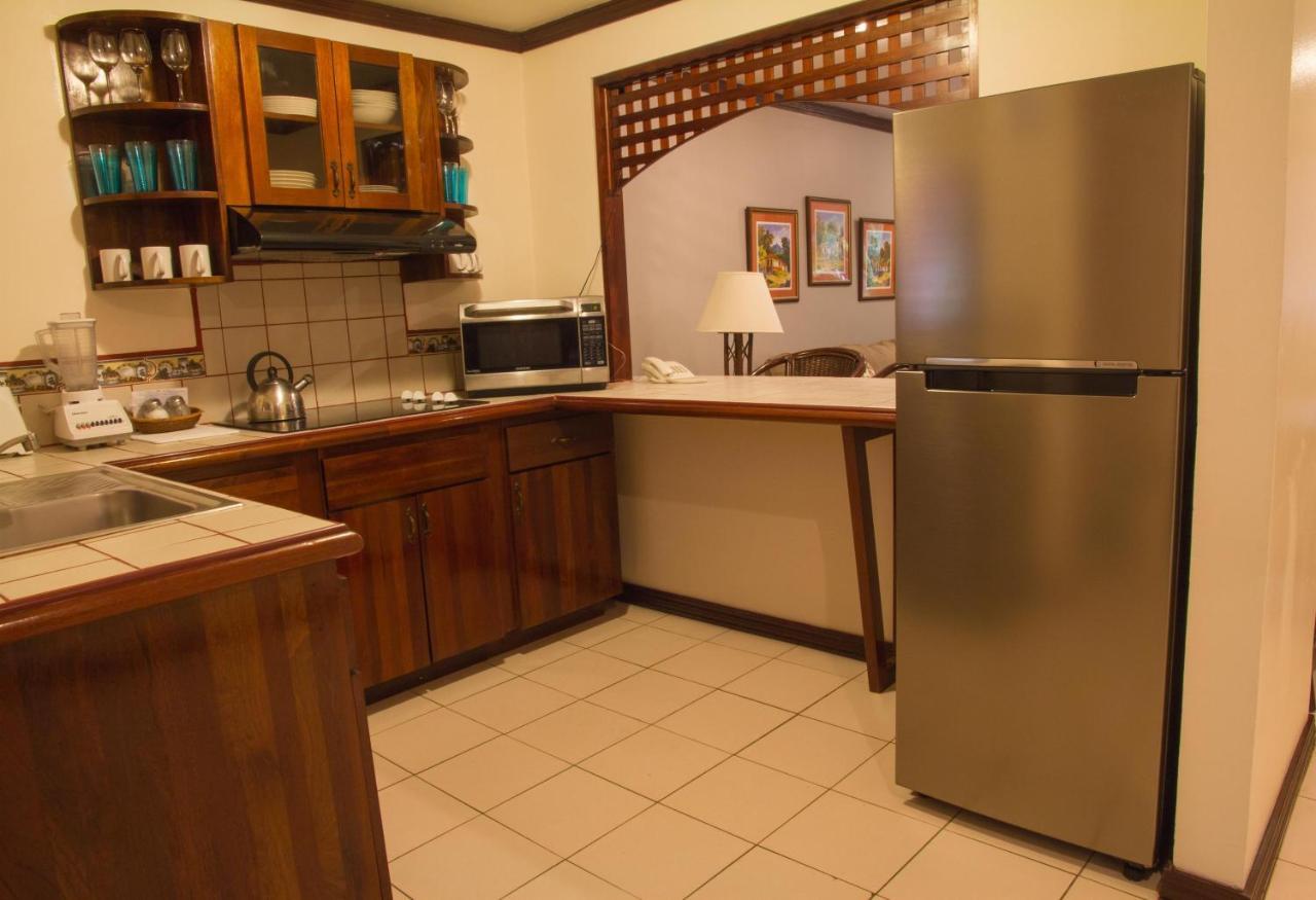 Hotel Getaways At Pueblo Real Quepos Zewnętrze zdjęcie